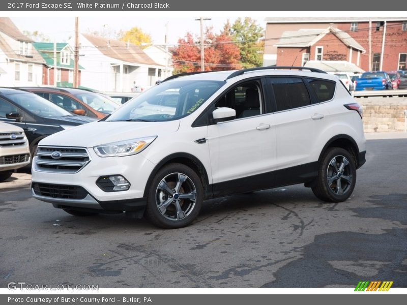 White Platinum / Charcoal Black 2017 Ford Escape SE