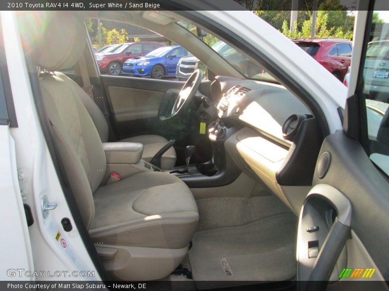 Super White / Sand Beige 2010 Toyota RAV4 I4 4WD