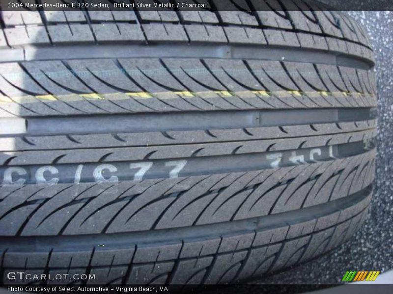 Brilliant Silver Metallic / Charcoal 2004 Mercedes-Benz E 320 Sedan