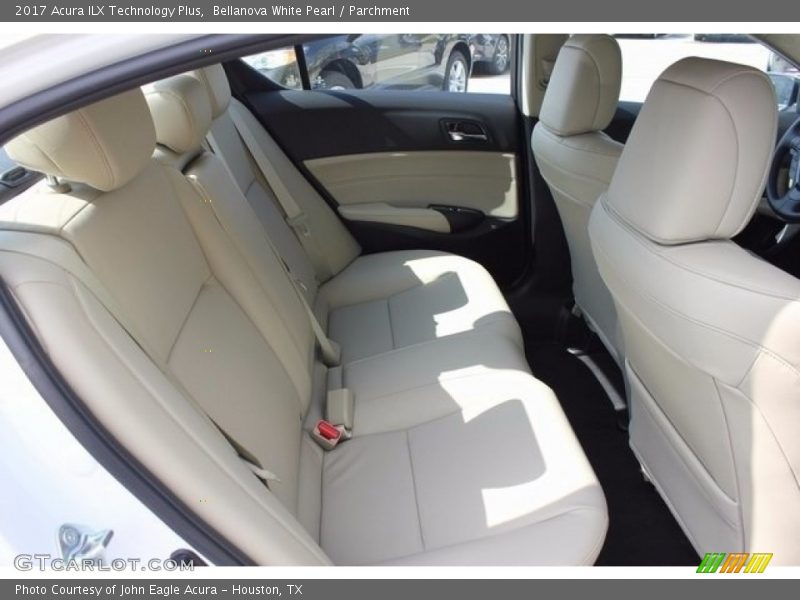 Bellanova White Pearl / Parchment 2017 Acura ILX Technology Plus