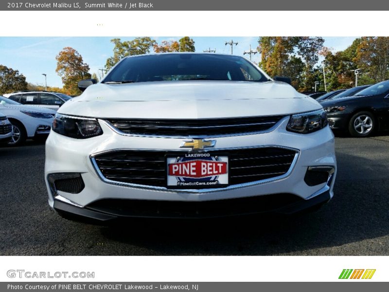 Summit White / Jet Black 2017 Chevrolet Malibu LS