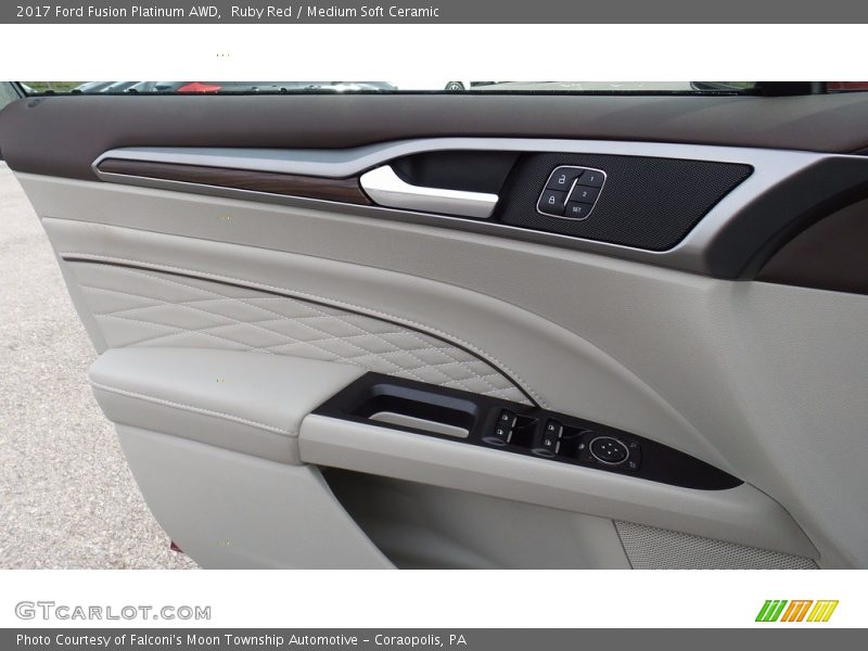 Door Panel of 2017 Fusion Platinum AWD
