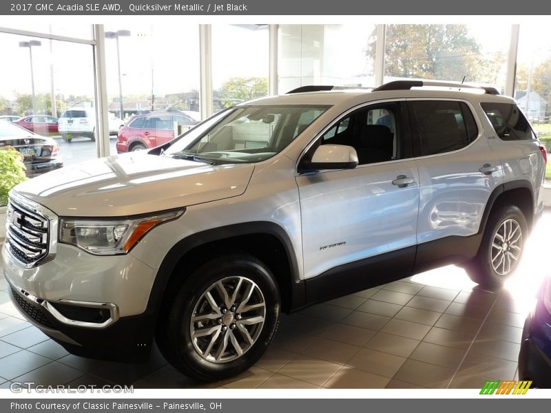 Front 3/4 View of 2017 Acadia SLE AWD