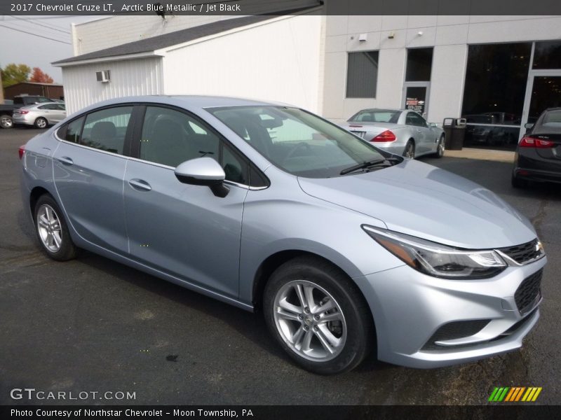 Arctic Blue Metallic / Jet Black 2017 Chevrolet Cruze LT