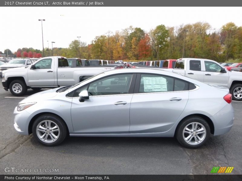 Arctic Blue Metallic / Jet Black 2017 Chevrolet Cruze LT