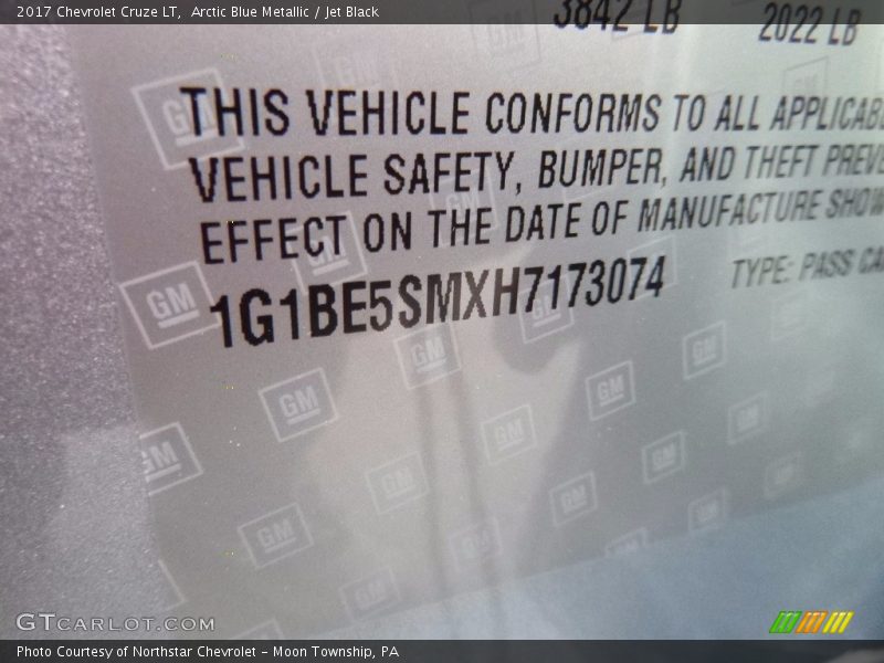 Arctic Blue Metallic / Jet Black 2017 Chevrolet Cruze LT