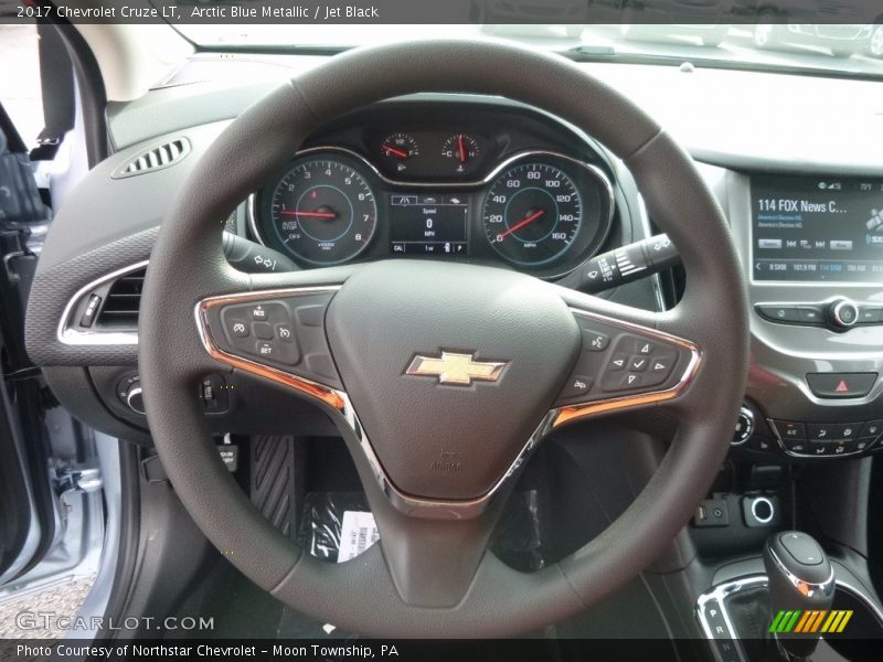 Arctic Blue Metallic / Jet Black 2017 Chevrolet Cruze LT