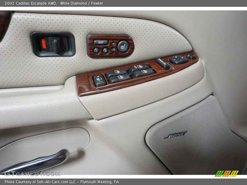 White Diamond / Pewter 2002 Cadillac Escalade AWD