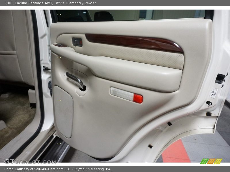 White Diamond / Pewter 2002 Cadillac Escalade AWD