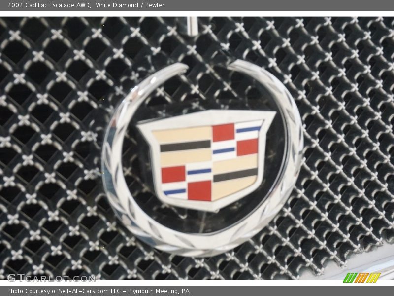 White Diamond / Pewter 2002 Cadillac Escalade AWD