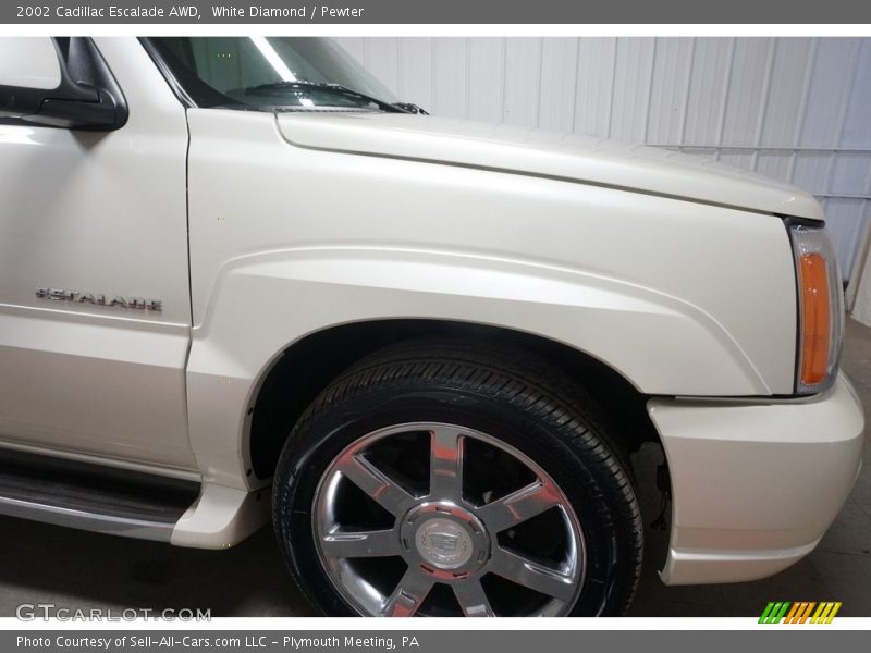 White Diamond / Pewter 2002 Cadillac Escalade AWD