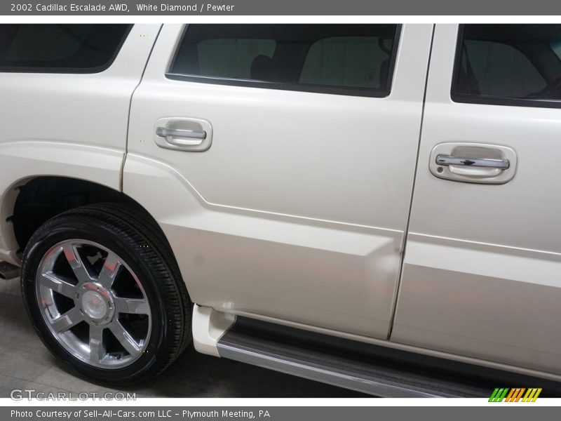 White Diamond / Pewter 2002 Cadillac Escalade AWD