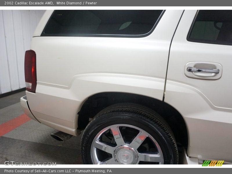 White Diamond / Pewter 2002 Cadillac Escalade AWD