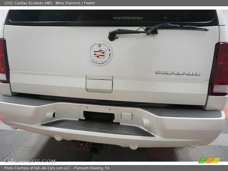 White Diamond / Pewter 2002 Cadillac Escalade AWD