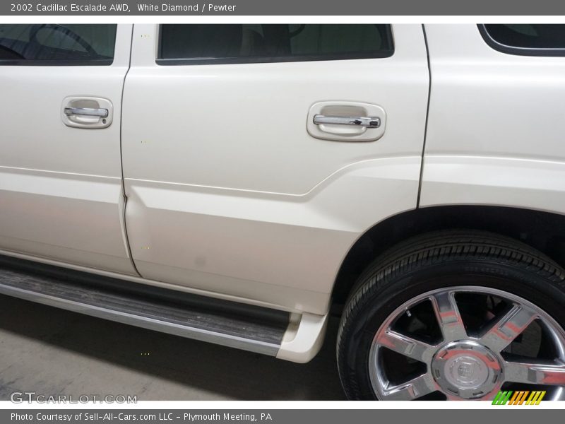 White Diamond / Pewter 2002 Cadillac Escalade AWD
