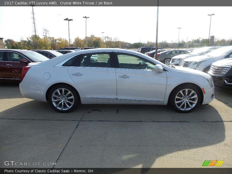 2017 XTS Luxury AWD Crystal White Tricoat