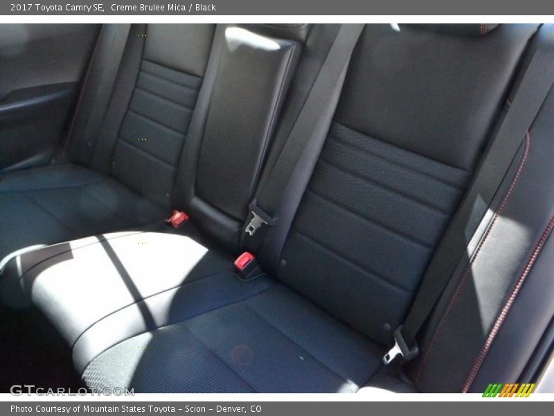 Creme Brulee Mica / Black 2017 Toyota Camry SE