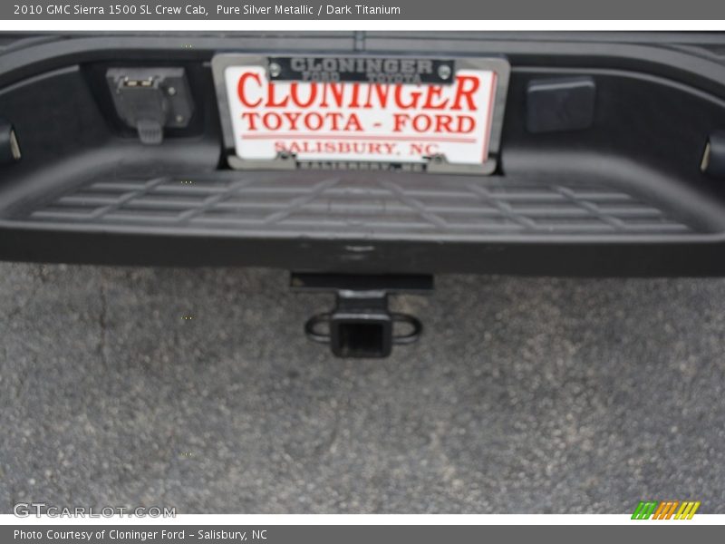 Pure Silver Metallic / Dark Titanium 2010 GMC Sierra 1500 SL Crew Cab