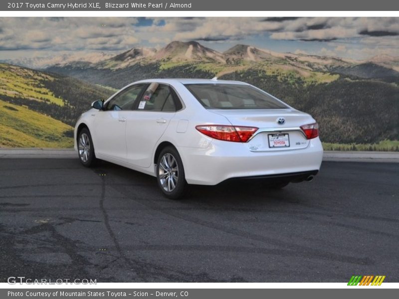 Blizzard White Pearl / Almond 2017 Toyota Camry Hybrid XLE