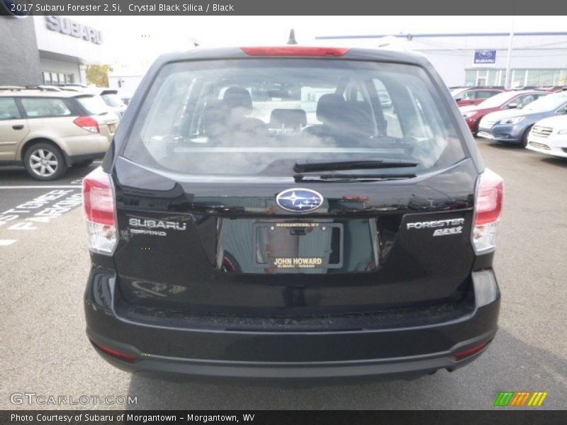 Crystal Black Silica / Black 2017 Subaru Forester 2.5i