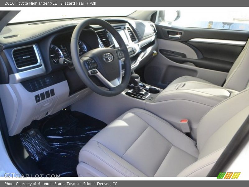 Blizzard Pearl / Ash 2016 Toyota Highlander XLE