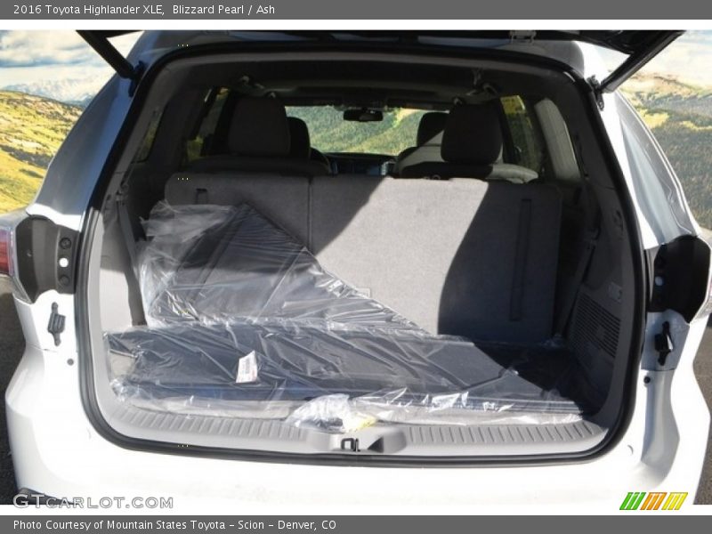 Blizzard Pearl / Ash 2016 Toyota Highlander XLE