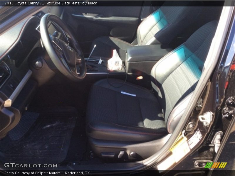 Attitude Black Metallic / Black 2015 Toyota Camry SE
