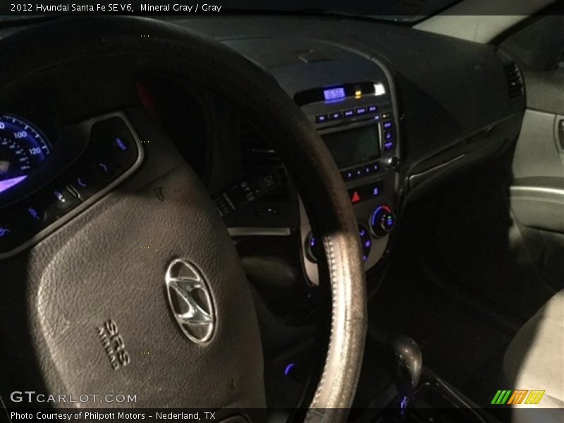 Mineral Gray / Gray 2012 Hyundai Santa Fe SE V6