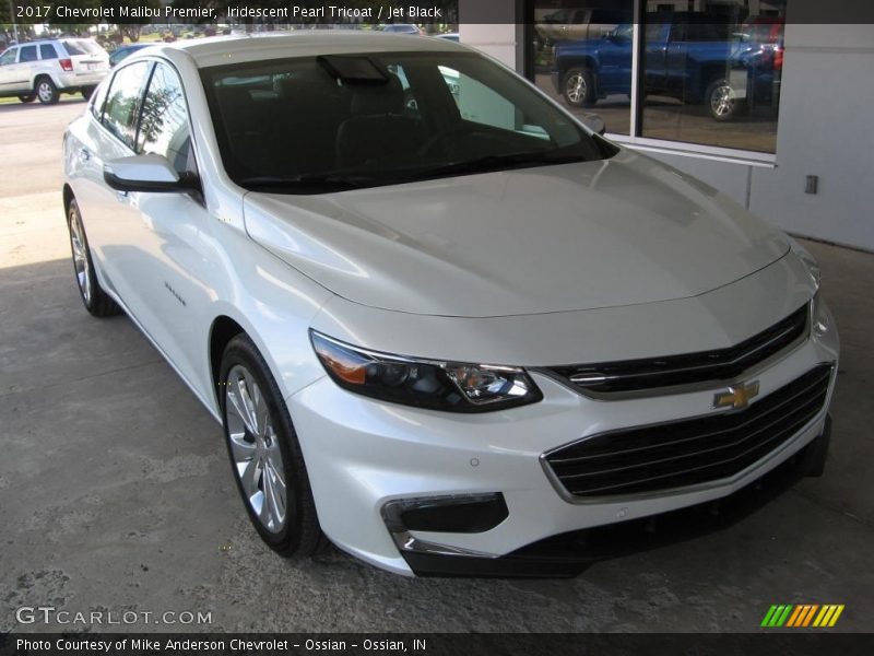Iridescent Pearl Tricoat / Jet Black 2017 Chevrolet Malibu Premier