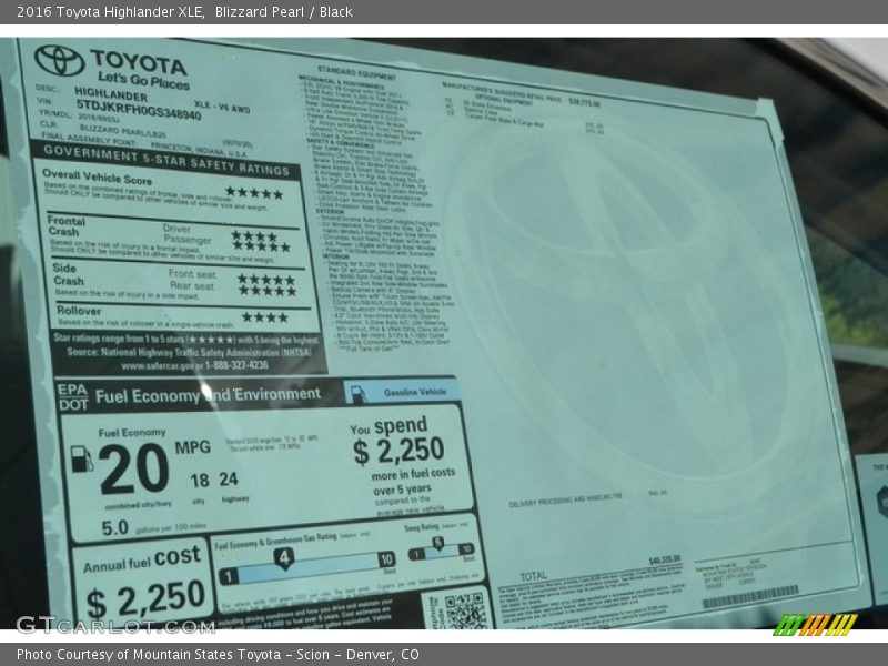 Blizzard Pearl / Black 2016 Toyota Highlander XLE