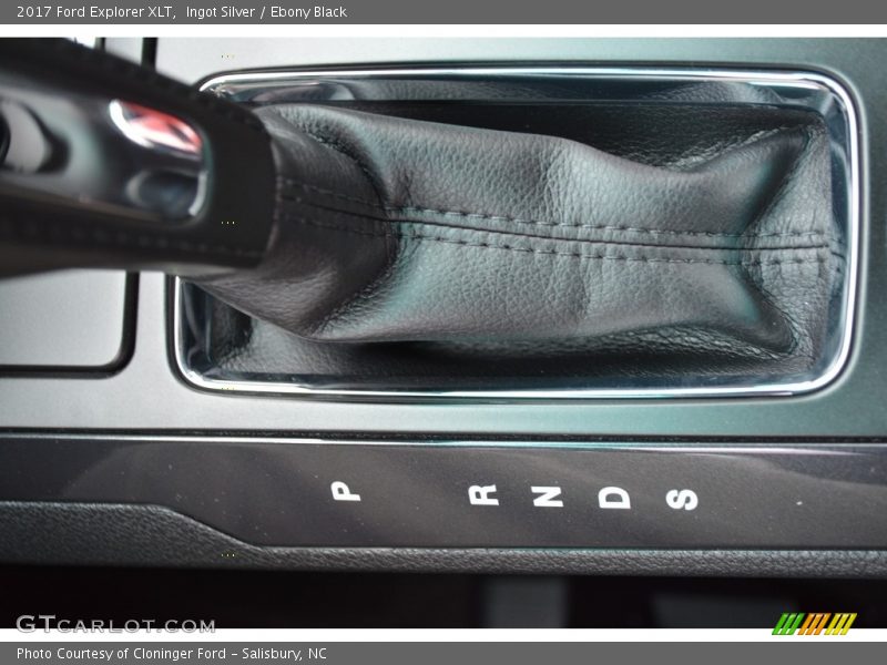 Ingot Silver / Ebony Black 2017 Ford Explorer XLT