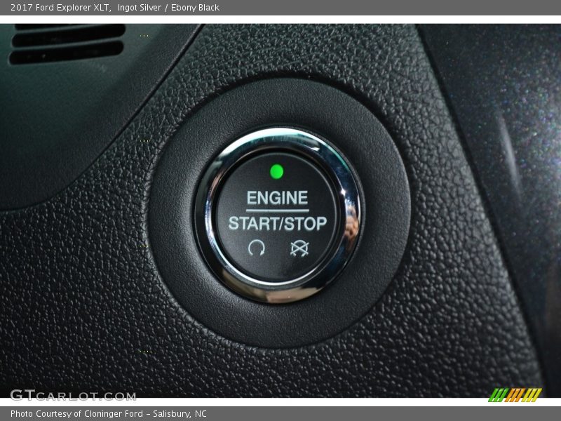Ingot Silver / Ebony Black 2017 Ford Explorer XLT