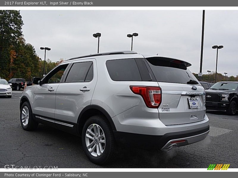 Ingot Silver / Ebony Black 2017 Ford Explorer XLT