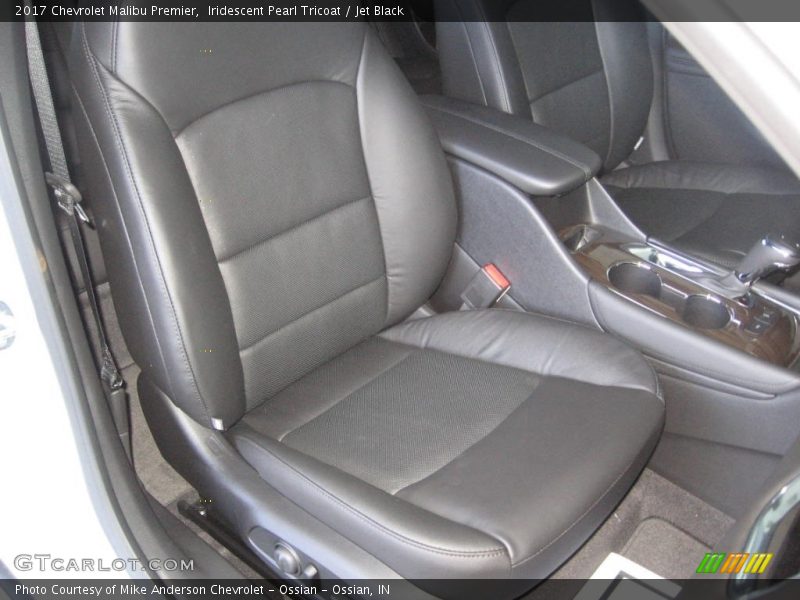 Iridescent Pearl Tricoat / Jet Black 2017 Chevrolet Malibu Premier