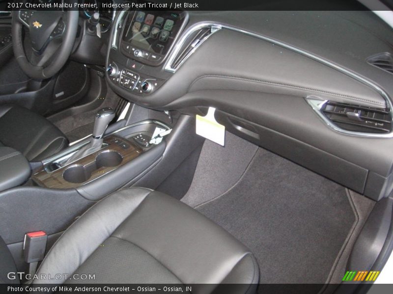 Iridescent Pearl Tricoat / Jet Black 2017 Chevrolet Malibu Premier