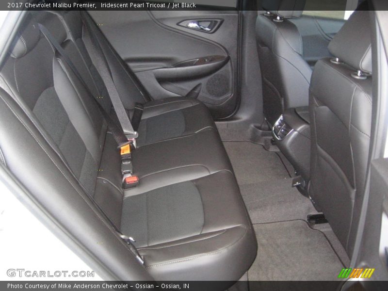 Iridescent Pearl Tricoat / Jet Black 2017 Chevrolet Malibu Premier