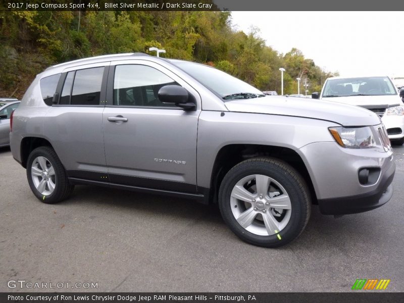 Front 3/4 View of 2017 Compass Sport 4x4