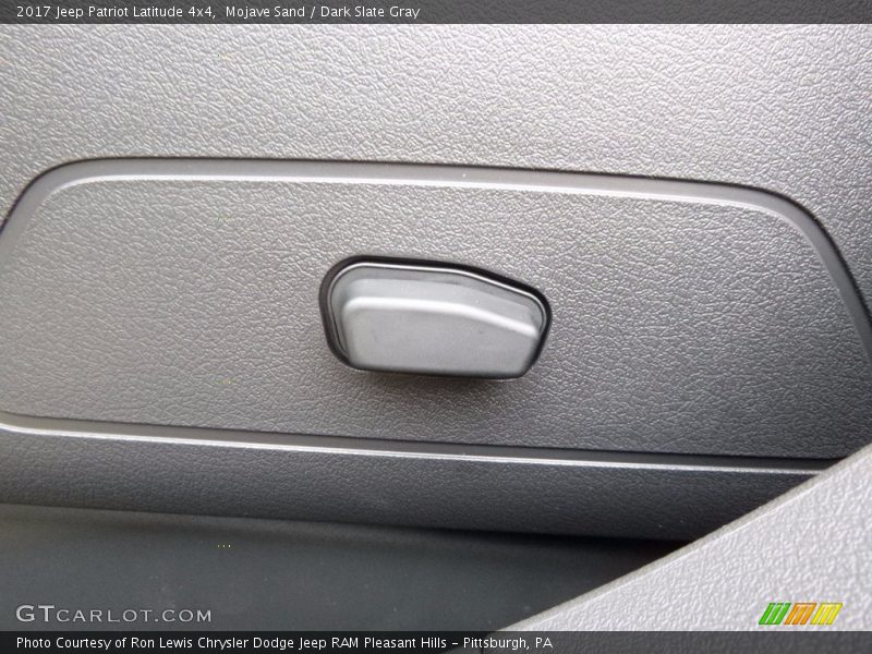 Mojave Sand / Dark Slate Gray 2017 Jeep Patriot Latitude 4x4