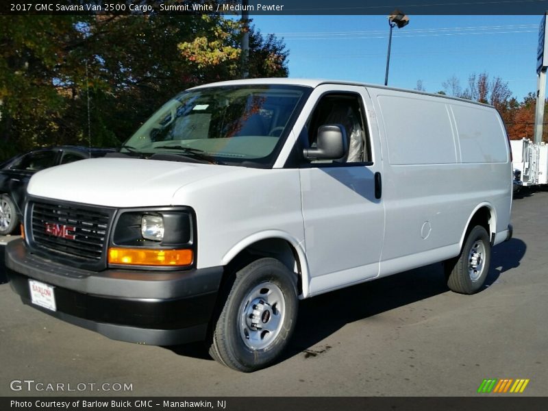 Summit White / Medium Pewter 2017 GMC Savana Van 2500 Cargo