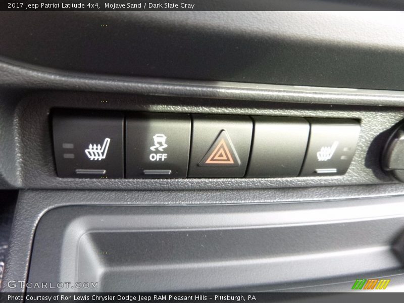 Mojave Sand / Dark Slate Gray 2017 Jeep Patriot Latitude 4x4