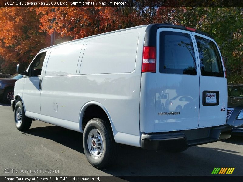 Summit White / Medium Pewter 2017 GMC Savana Van 2500 Cargo