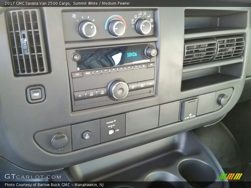 Summit White / Medium Pewter 2017 GMC Savana Van 2500 Cargo