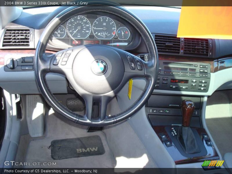 Jet Black / Grey 2004 BMW 3 Series 330i Coupe