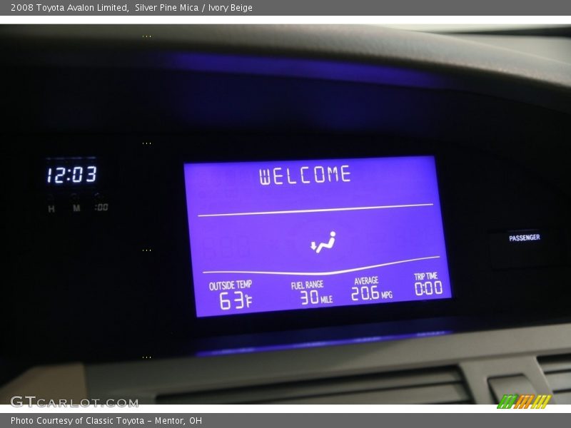 Silver Pine Mica / Ivory Beige 2008 Toyota Avalon Limited