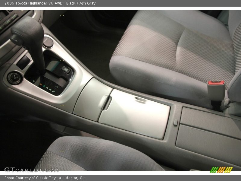 Black / Ash Gray 2006 Toyota Highlander V6 4WD