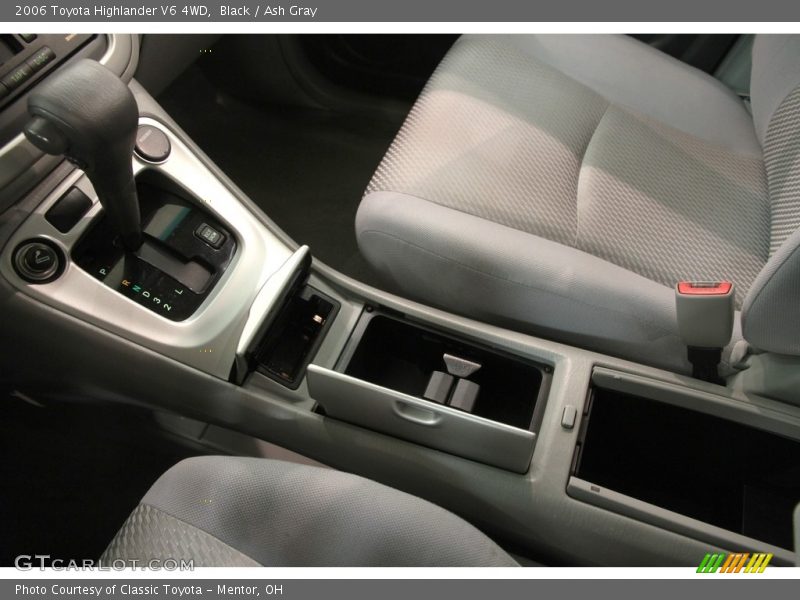 Black / Ash Gray 2006 Toyota Highlander V6 4WD