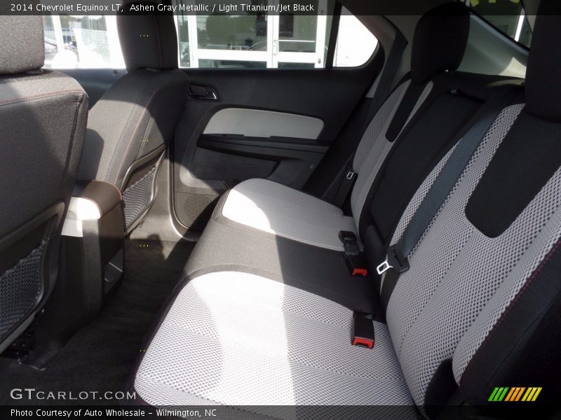 Ashen Gray Metallic / Light Titanium/Jet Black 2014 Chevrolet Equinox LT