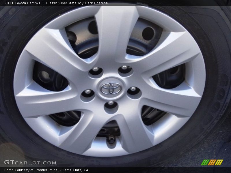Classic Silver Metallic / Dark Charcoal 2011 Toyota Camry LE