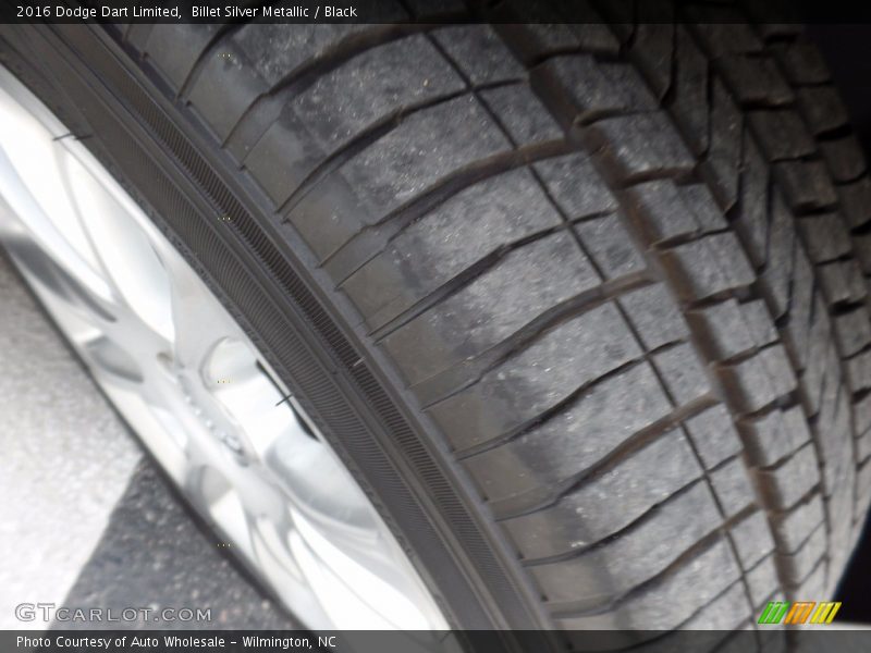 Billet Silver Metallic / Black 2016 Dodge Dart Limited