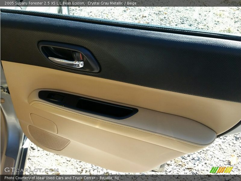 Crystal Gray Metallic / Beige 2005 Subaru Forester 2.5 XS L.L.Bean Edition